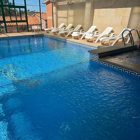 Cubo De Cristal Con Piscina Y Vistas Al Mar Appartement